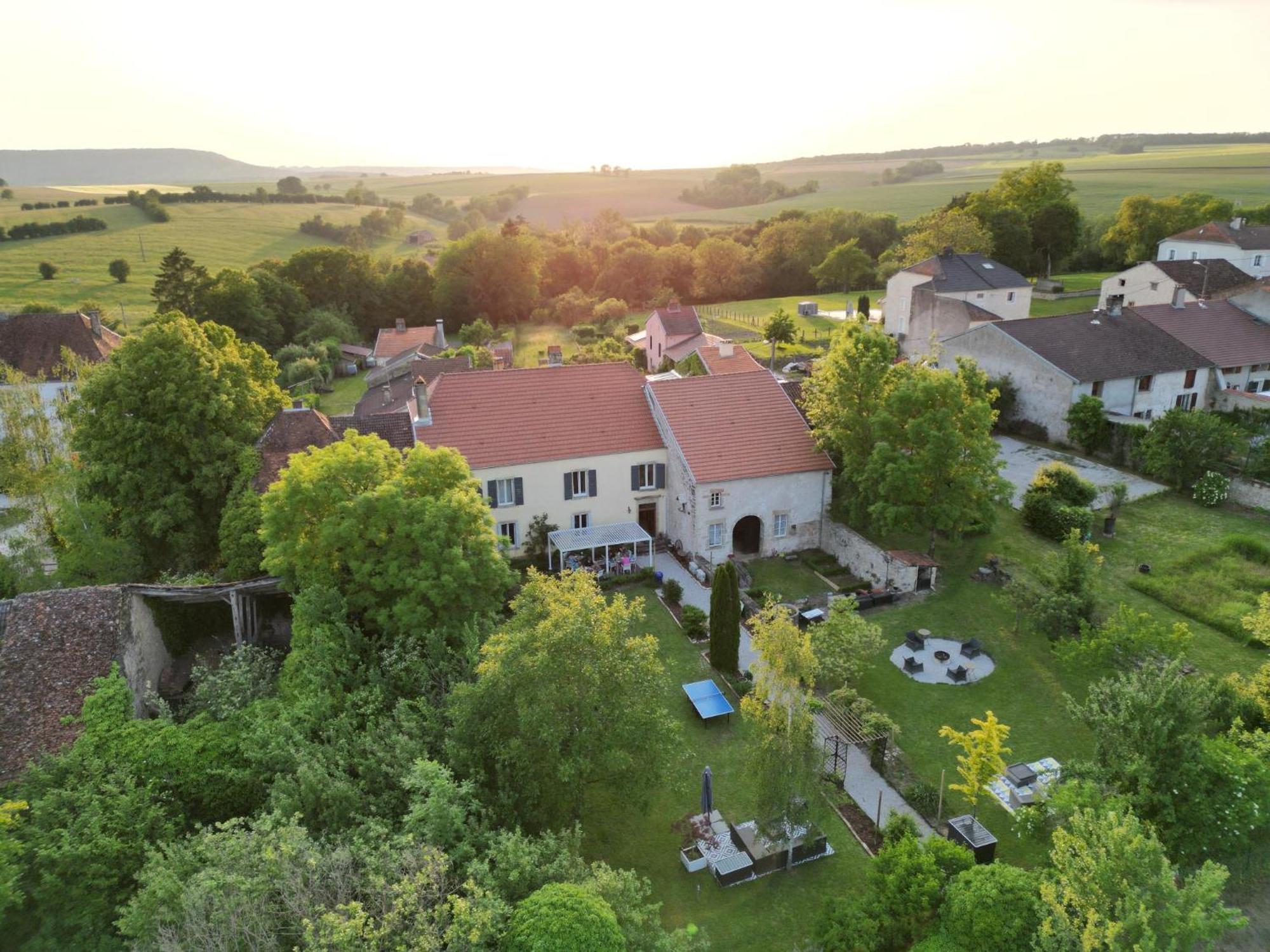Maison Egalite Melay  Exterior foto